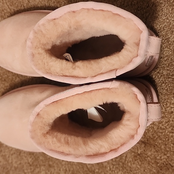 UGG Classic Mini II Boots - Picture 10 of 16